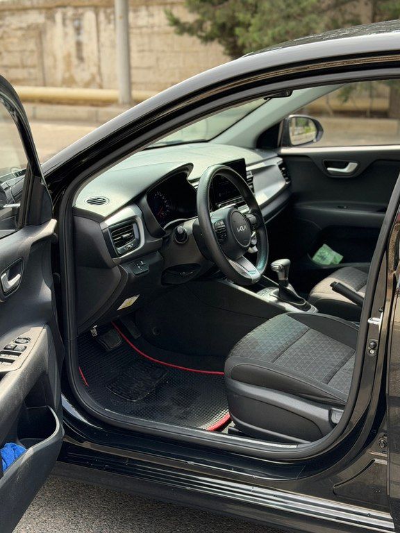 Kia Rio, 1.4 L, 2023 il, 20 100 km — Avtomobillər, Bakı (6)