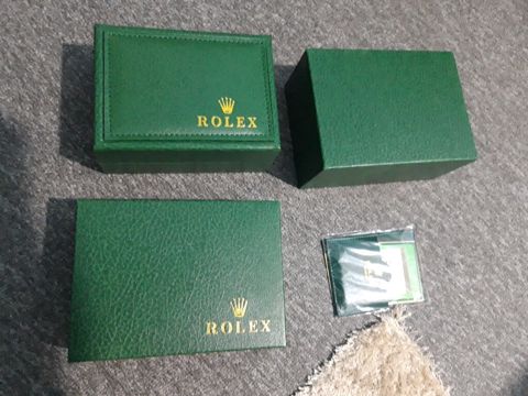 Rolex qutusu sənədlə birlikdə ünvan N.Nərimanov — Bakı