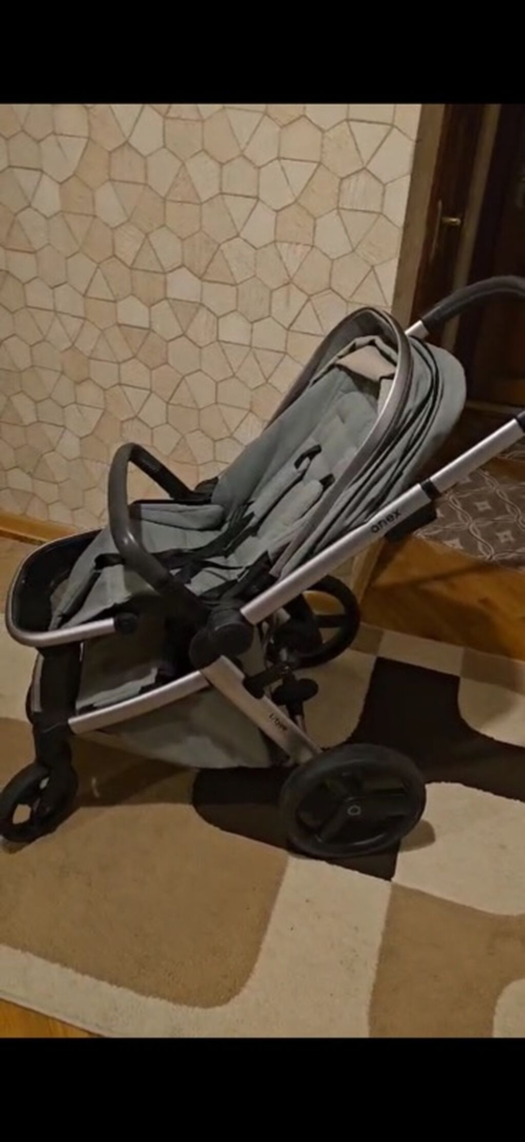 Anex L type uşaq kolyaskası, beşik olan hissəsi yenidən fərqlənmir — Uşaq nəqliyyatı, Bakı (2)