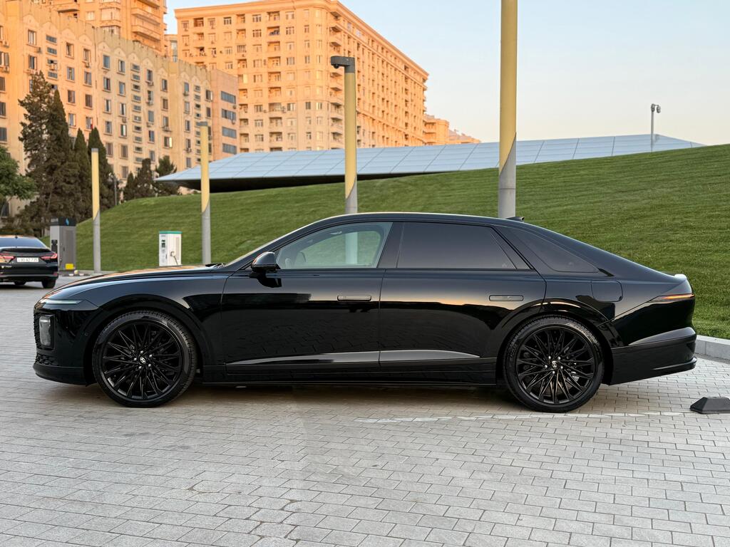 Hyundai Grandeur, 1.6 L, 1.49 kWh, 2025 il, 16 000 km — Avtomobillər, Bakı (8)
