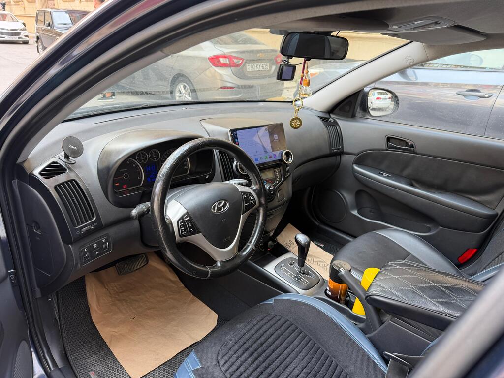 Hyundai i30, 2.0 L, 2008 il, 301 800 km — Avtomobillər, Bakı (5)