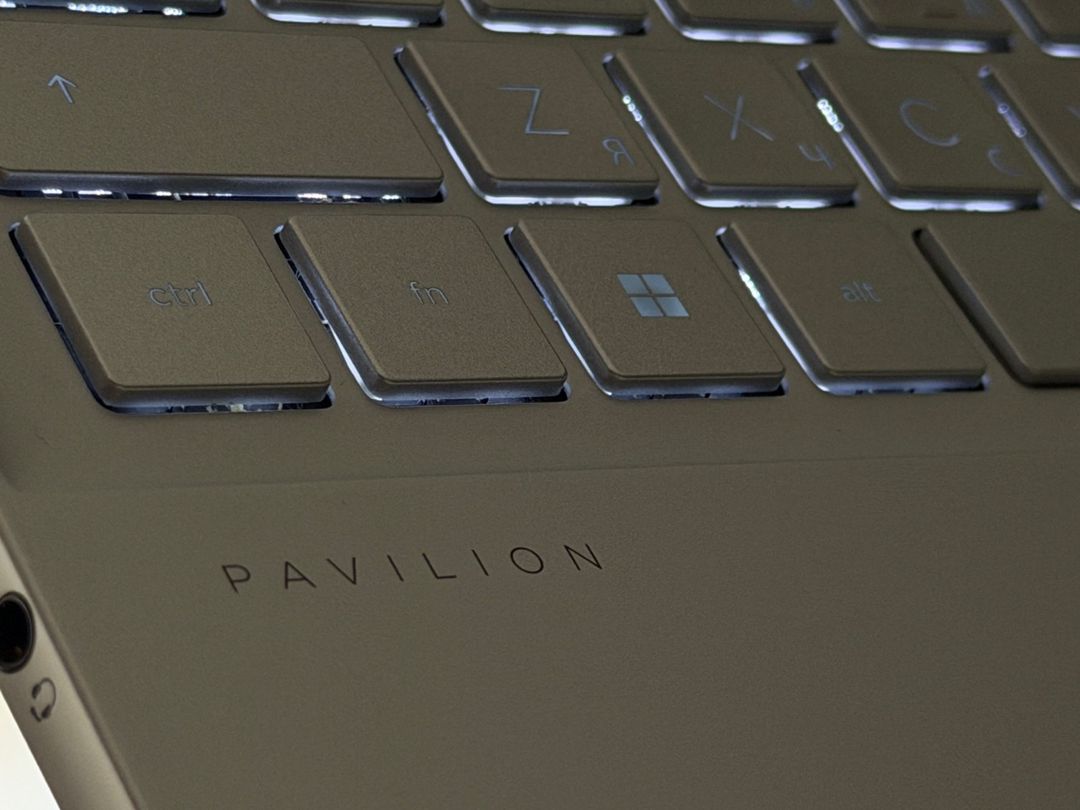 Noutbuk HP Pavilion 15-eh1054ur — Elektronika, Bakı (4)