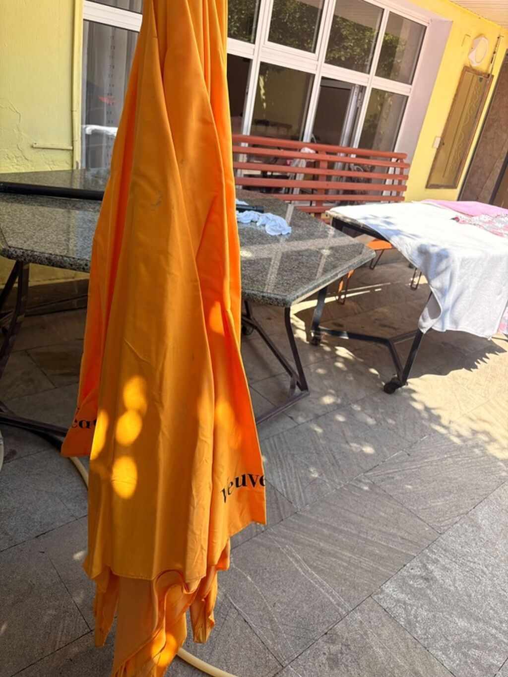 Veuve Clicquot brendli terras/bağ çətiri Salam yenidir istifadə — Bağ çətirləri, Mehdiabad (3)
