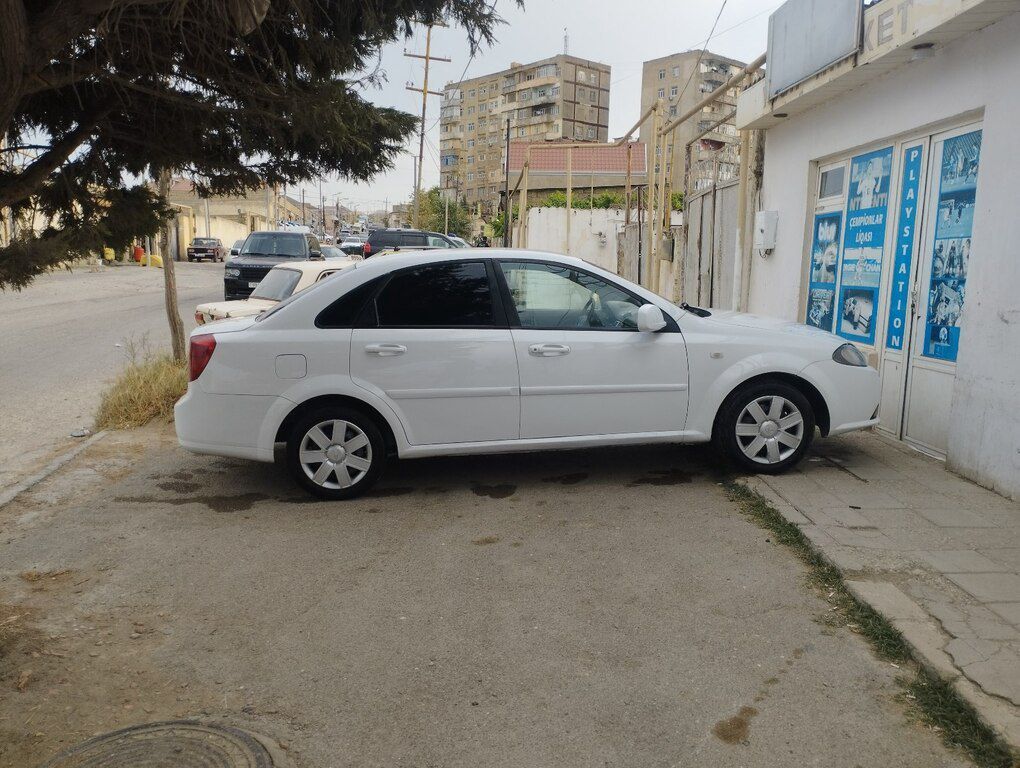 Daewoo Gentra, 1.5 L, 2014 il, 350 000 km — Avtomobillər, Bakı (5)