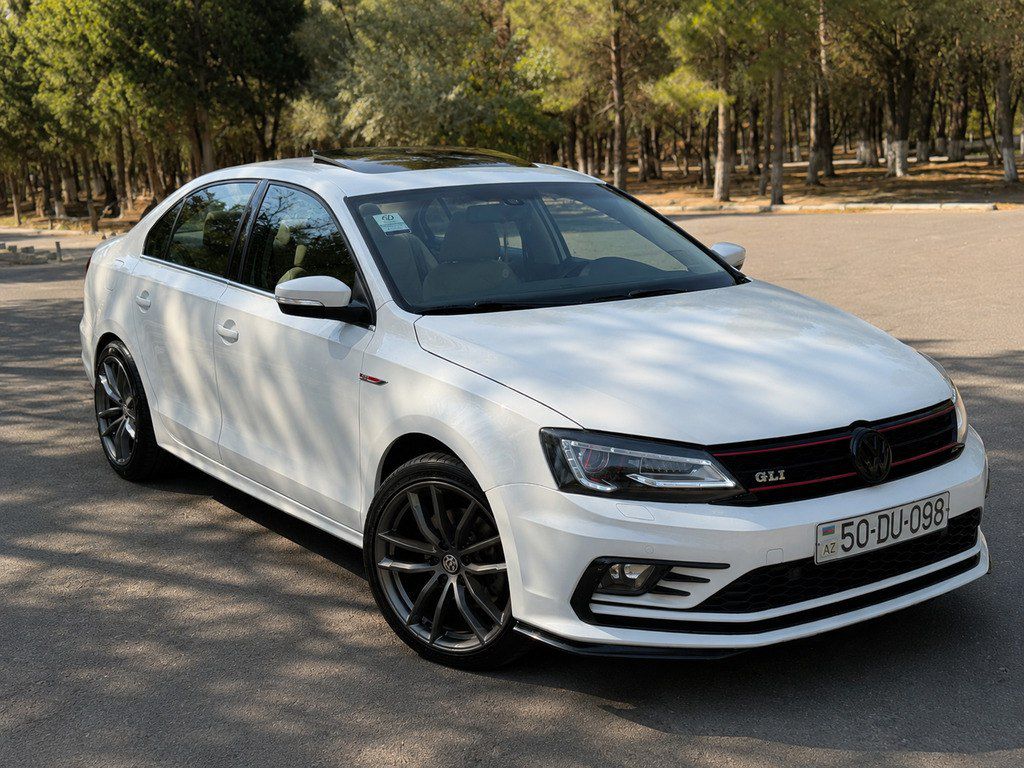 Volkswagen Jetta, 1.8 L, 2016 il, 135 000 km — Avtomobillər, Bakı (7)