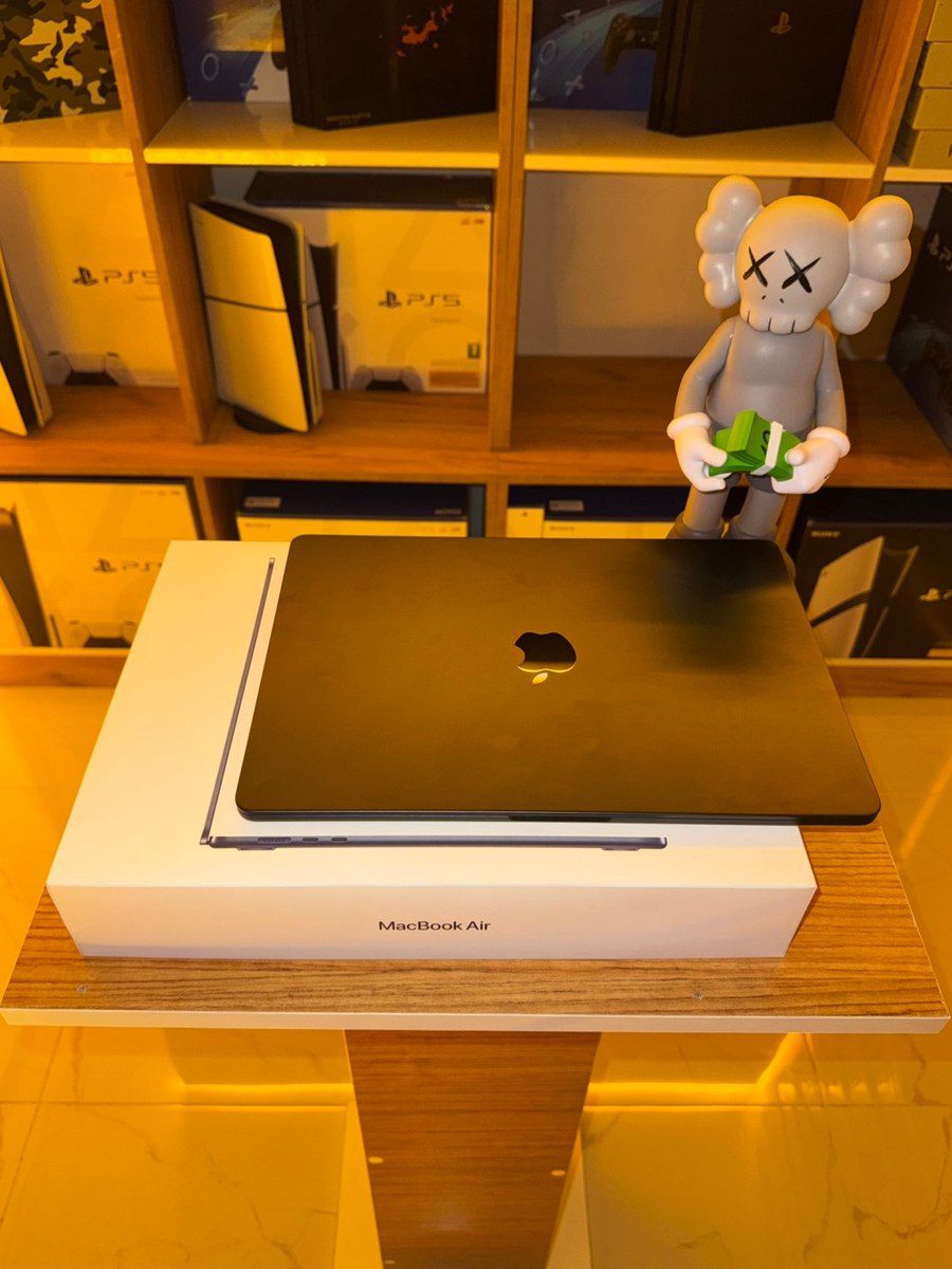 Apple MacBook Air M3 15” — 8GB / 256GB — Elektronika, Bakı (6)