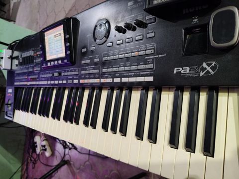 Sintezator Korg PA3X — Bakı