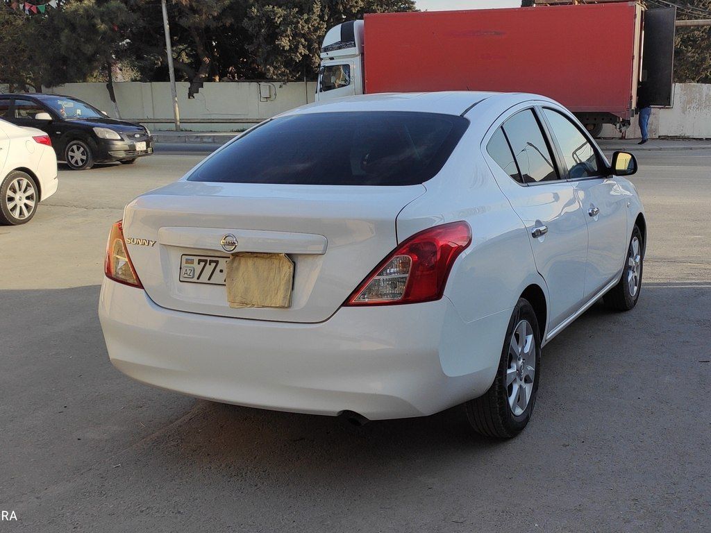 Nissan Sunny, 1.5 L, 2014 il, 172 000 km — Avtomobillər, Bakı (8)
