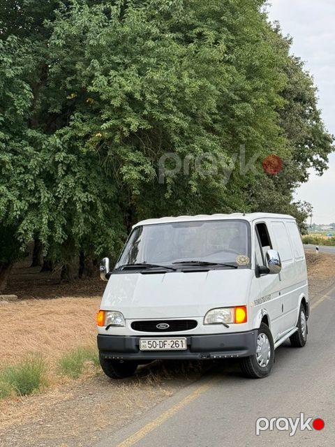 Ford Transit, 2.5 L, 1999 il, 445 000 km