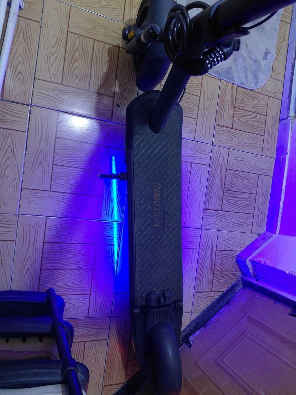 İnMotion elektrik skuter - Brend/model: Inmotıon (gövdədə və sükan — Mallar, Bakı (5)