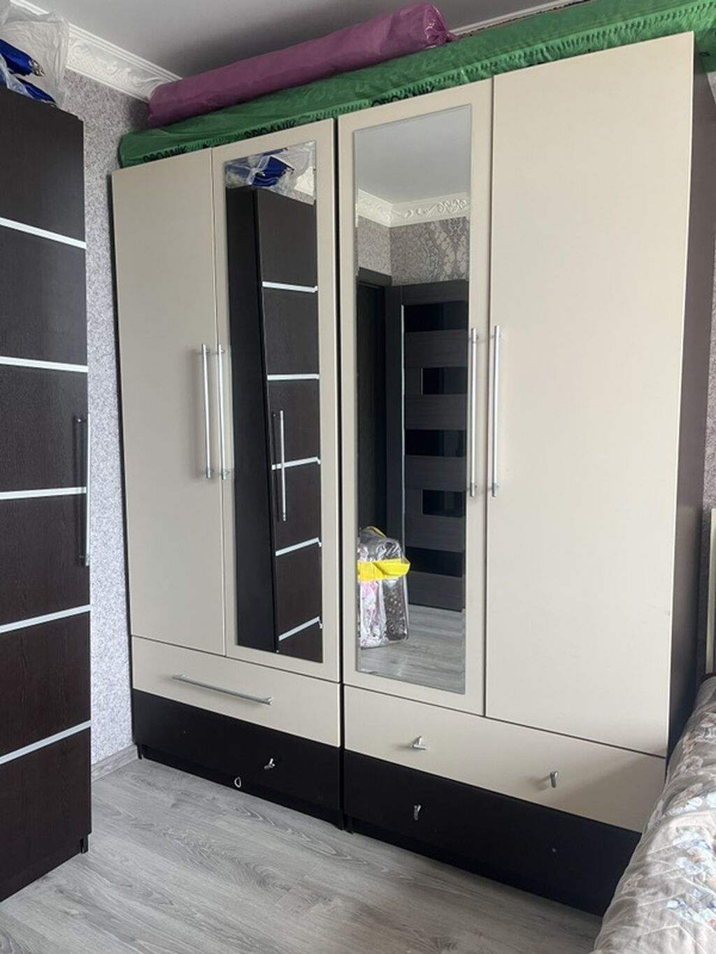 Yataq otağı üçün 2 hissədən ibarət şkaf dəsti - Rəng: bej və tünd — Mebel, Bakı (3)