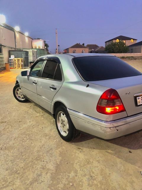 Mercedes C 180, 1994 il — Bakı