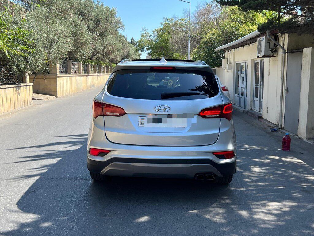 Hyundai Santa Fe, 2.0 L, 2017 il, 235 000 km — Avtomobillər, Bakı (3)