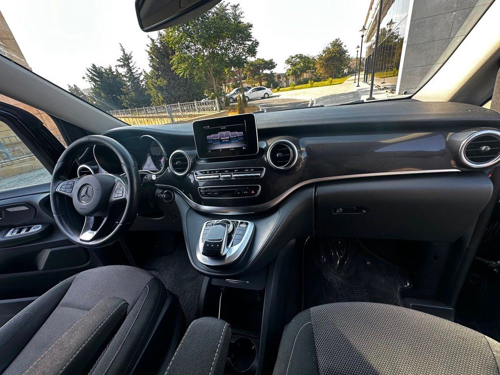 Mercedes V 220, 2.1 L, 2018 il, 99 000 km — Avtomobillər, Bakı (7)