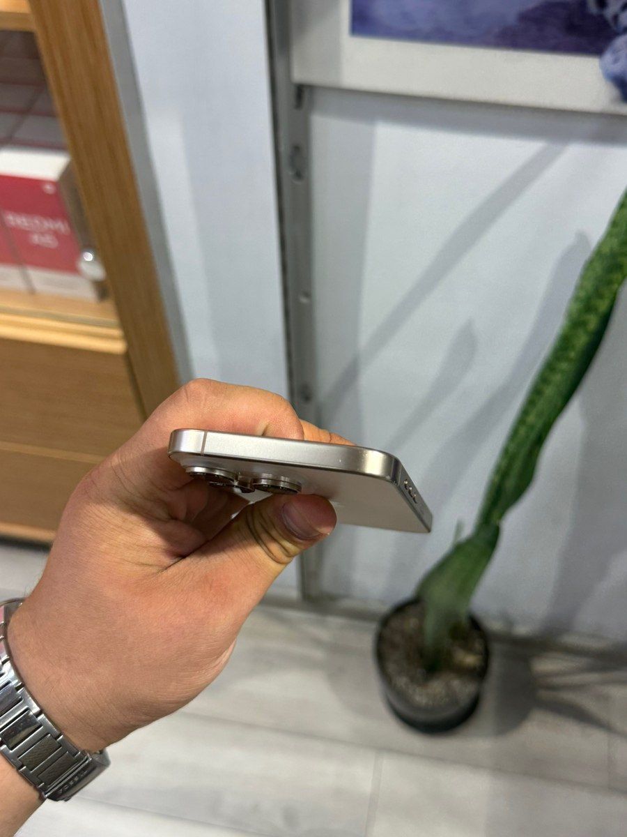 Apple iPhone 16 Pro Desert Titanium 256GB/8GB — Smartfonlar, Bakı (5)