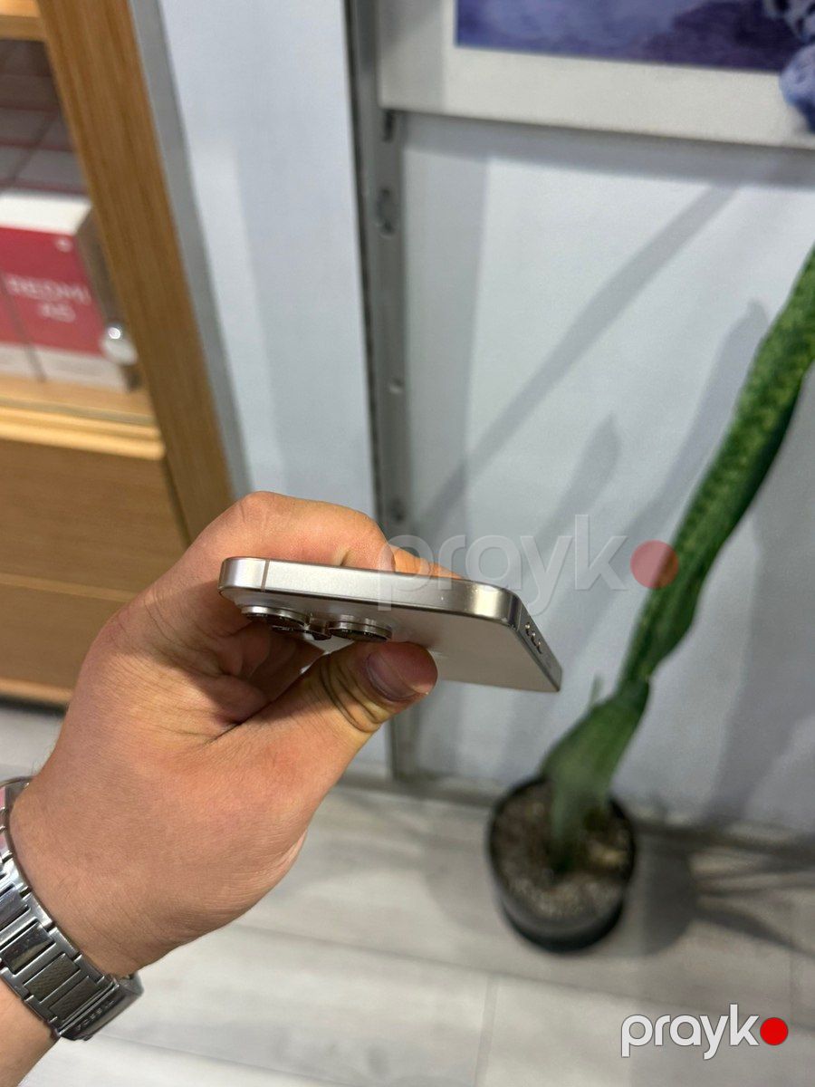 Apple iPhone 16 Pro Desert Titanium 256GB/8GB — Smartfonlar, Bakı (5)