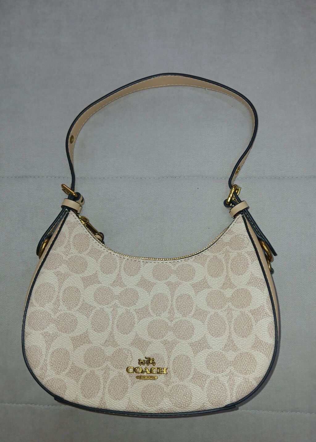 Coach New York çiyin/çapraz çanta (original deyil) - Rəng: krem-bej — Çantalar, Bakı