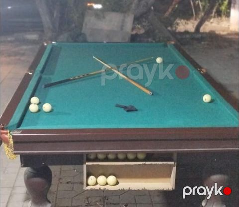 RR Bilyard masasi Qiymet 1600 azn 2 kir şarlar üçbucağı verilir — Bakı