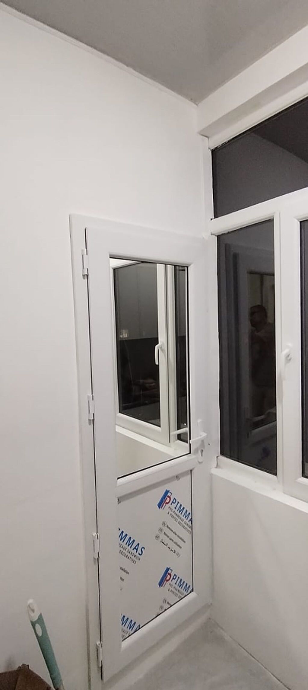 Kiraye verilir 2telebe qıza.her biri 200azn odemekle.unvan: Nizami — Daşınmaz əmlak, Bakı (6)
