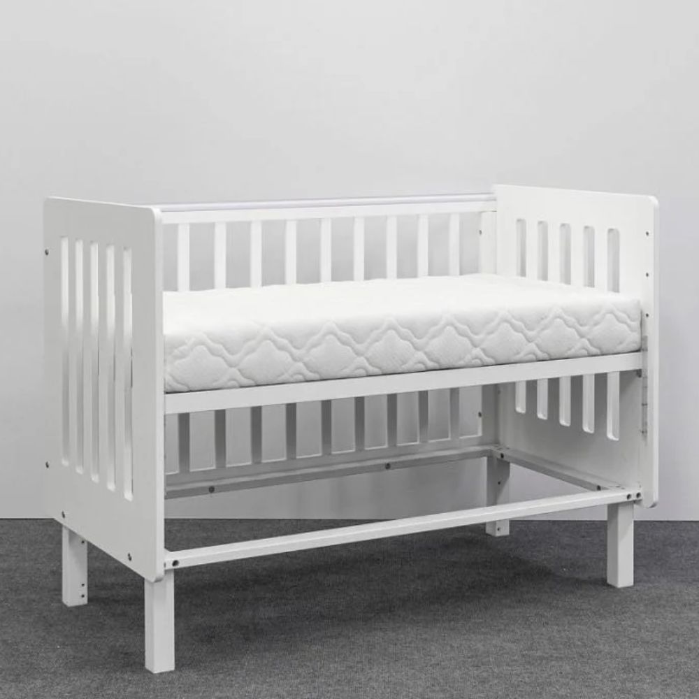Beşik Antemi Mari White — Uşaq otağı, Bakı (2)