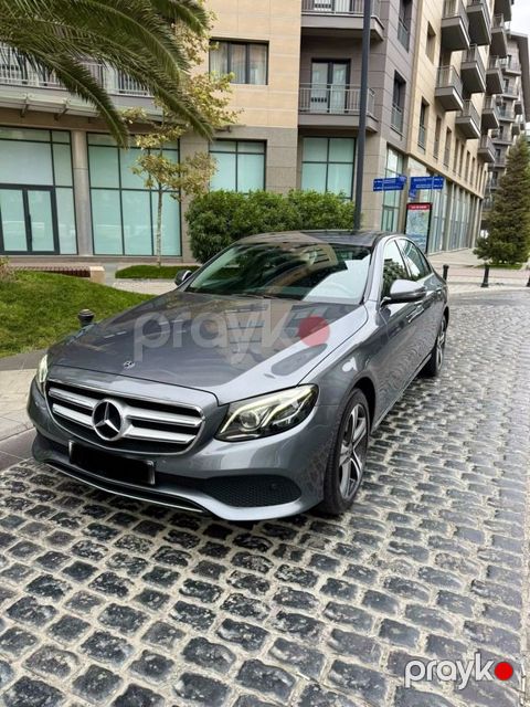Mercedes E 220 d, 2.0 L, 2018 il, 179 300 km — Bakı