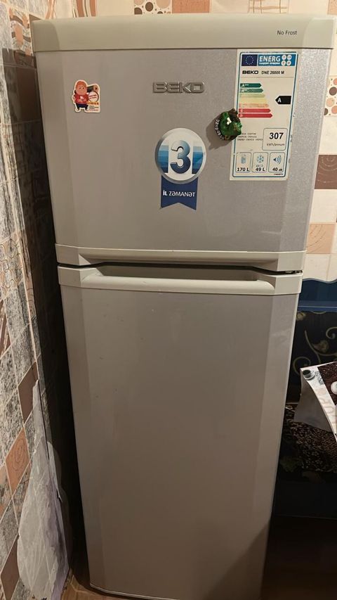 Soyuducu Beko 400 azn — Bakı