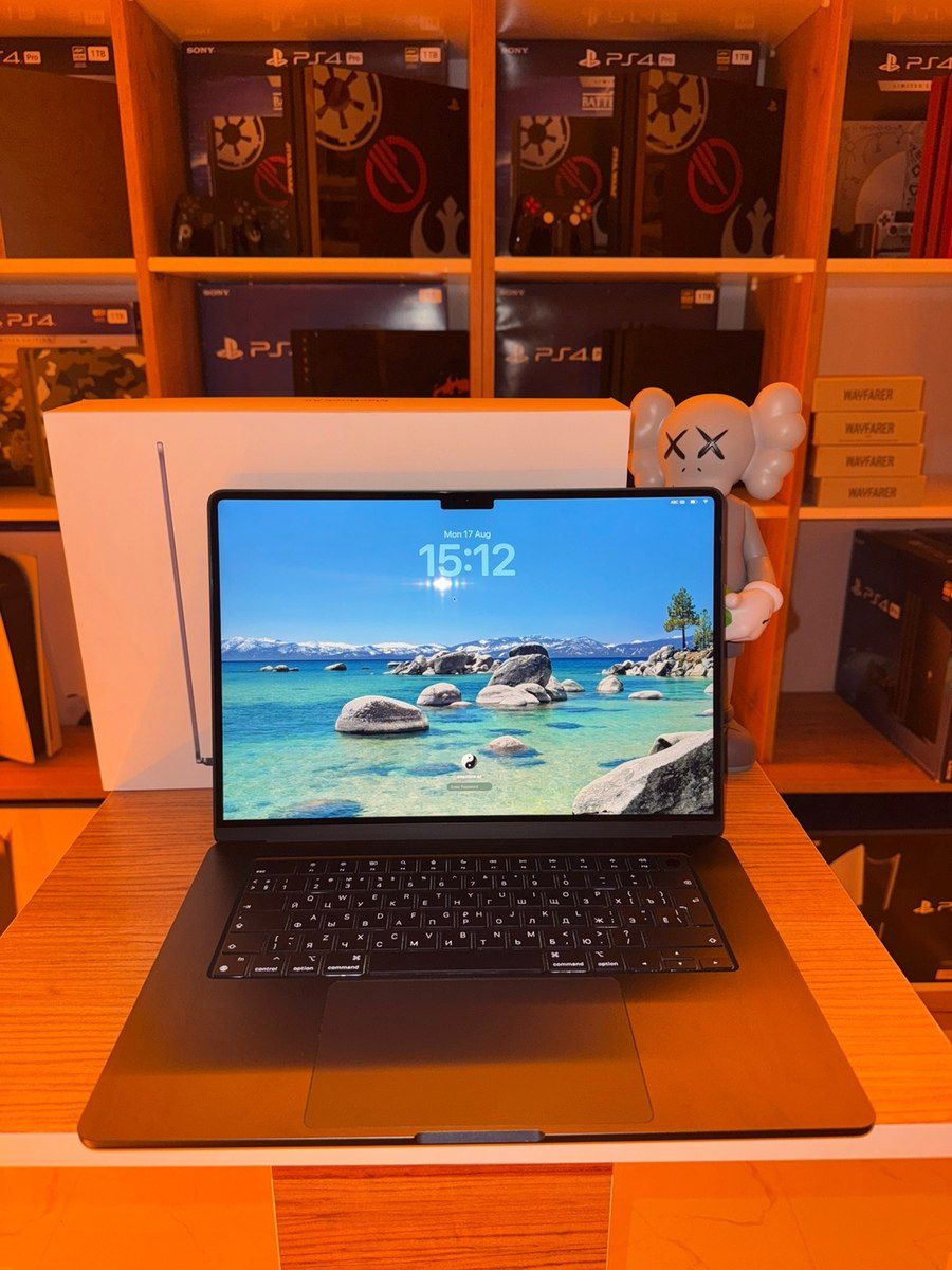 Apple MacBook Air M3 15” — 8GB / 256GB — Elektronika, Bakı (2)