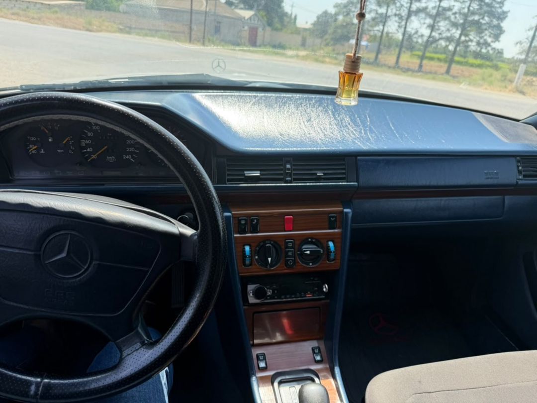 Mercedes E 220, 1994 il — Avtomobillər, Bakı (4)