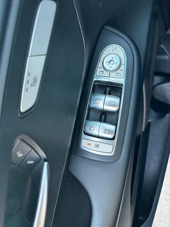 Mercedes V 220, 2.1 L, 2018 il, 99 000 km — Avtomobillər, Bakı (11)