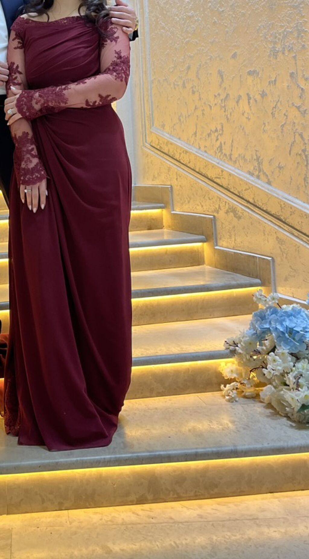 Bordo rəngdə elegant ziyafət geyimi - Model: uzun, yerə qədər, arxa — Şəxsi əşyalar, Masazır (2)