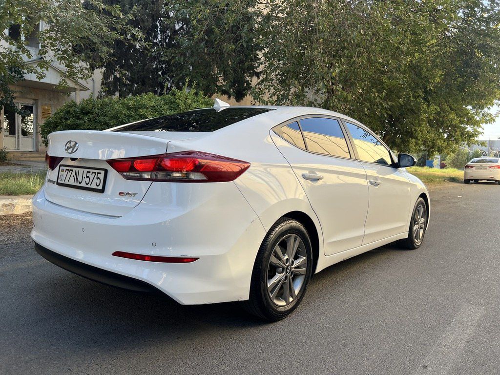 Hyundai Avante, 1.6 L, 2015 il, 210 000 km — Avtomobillər, Cəlilabad (12)