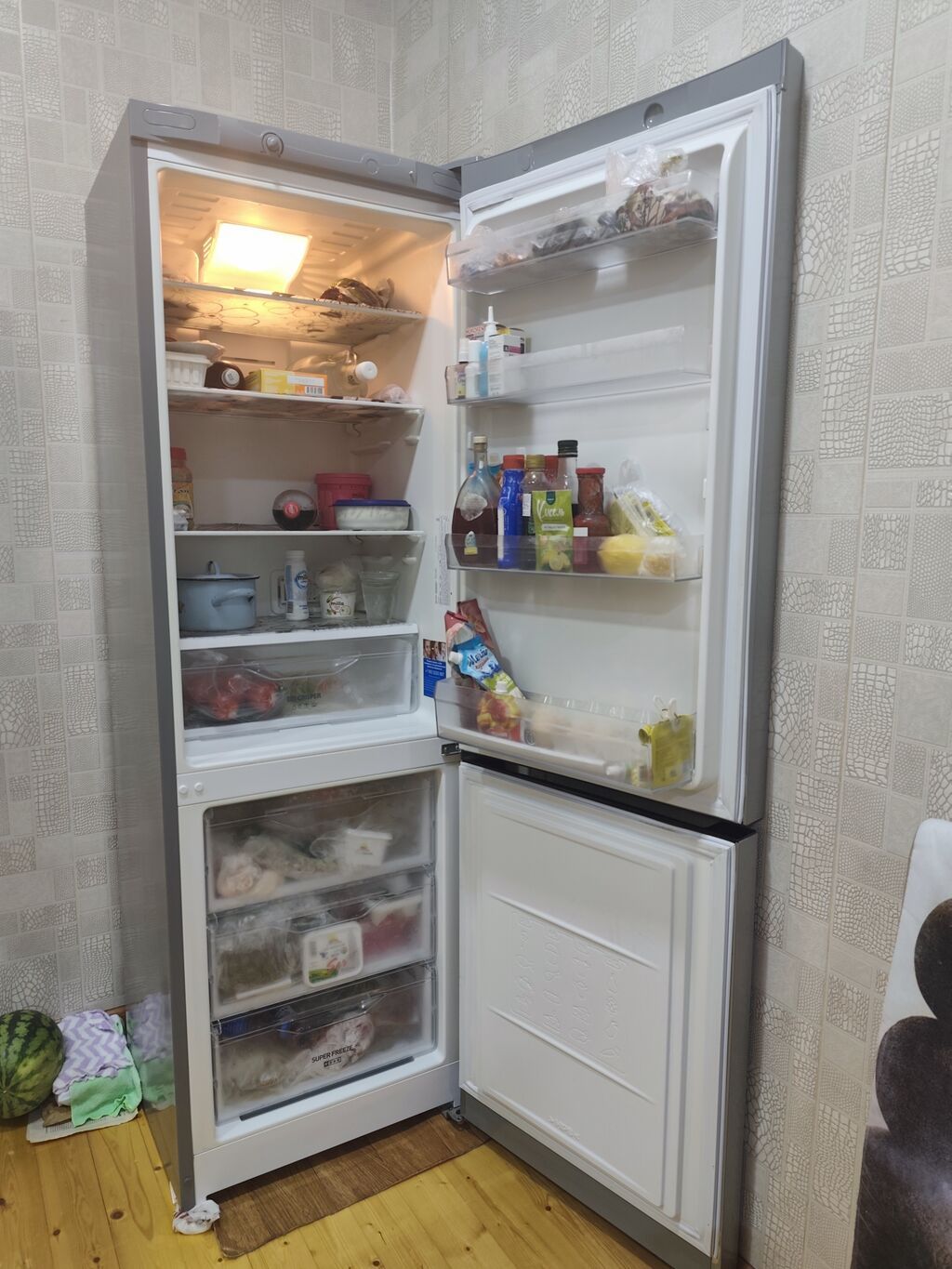 Indesit ikikameralı soyuducu təzə kimidir köçlə əlaqədar satilir — Soyuducular, Bakı (6)
