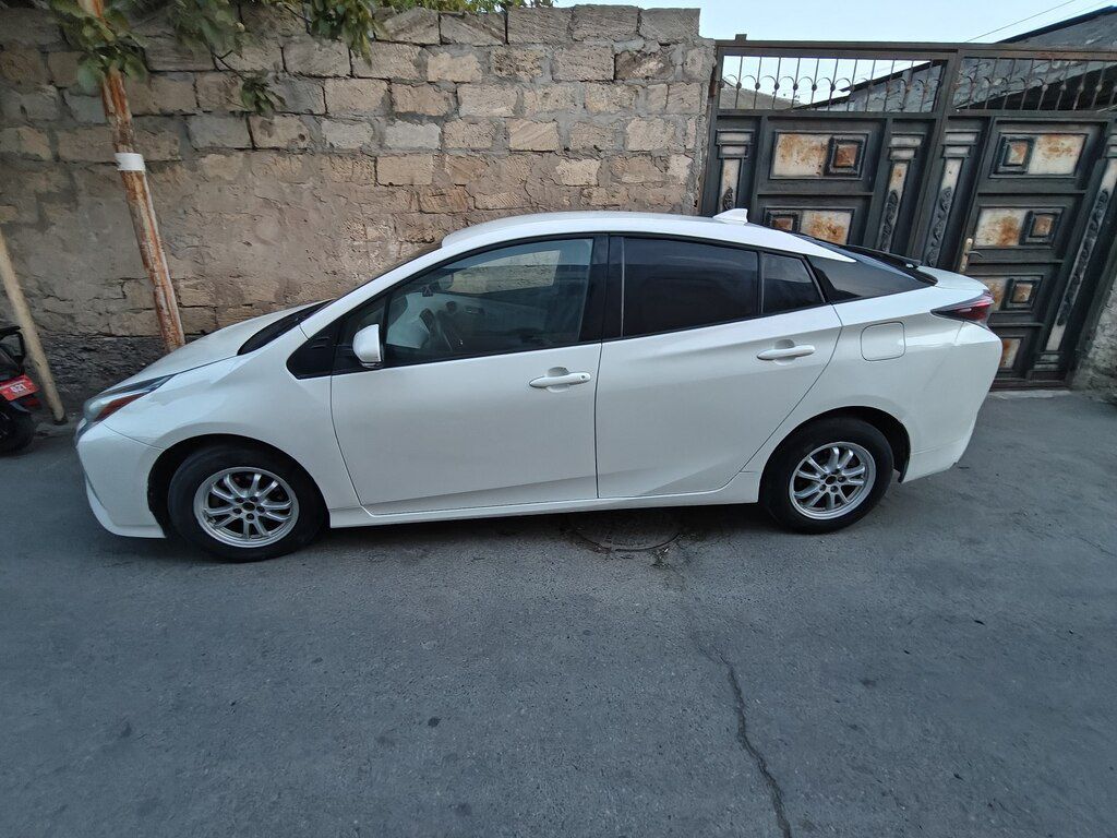 Toyota Prius, 1.8 L, 1.3 kWh, 2018 il, 144 000 km — Avtomobillər, Bakı (5)