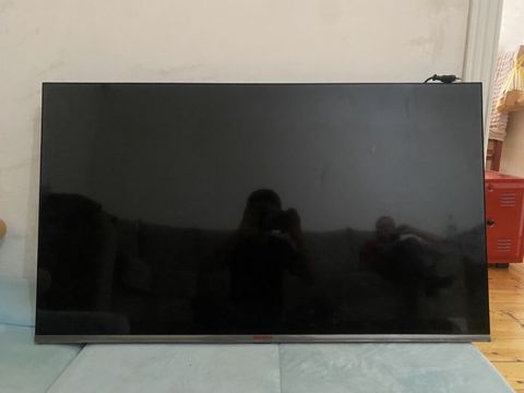 Shıvakı Smart Televizor – Google TV - Ekran: təxminən 109 ekran düym — Xırdalan