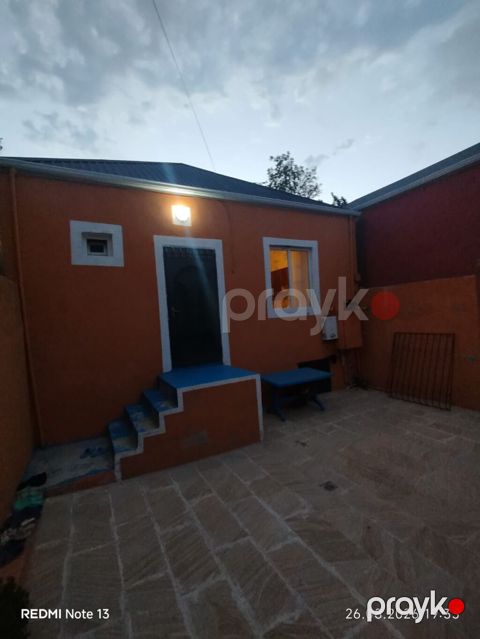 80 kv. m, 2 otaqlı, Kanalizasiya, İnternet, Telefon