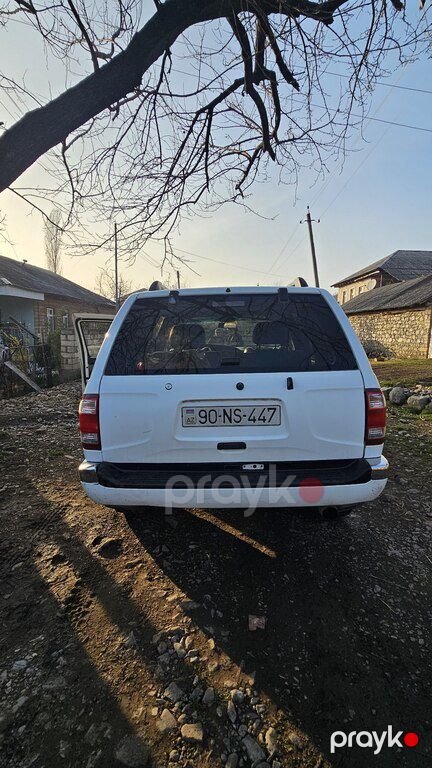 Nissan Pathfinder, 3.3 L, 1999 il, 330 000 km