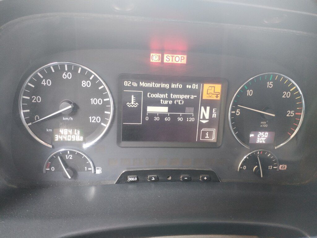 Mercedes Actros 1844, 12 L, 2010 il, 1 344 000 km — Yük maşınları, Bakı (9)