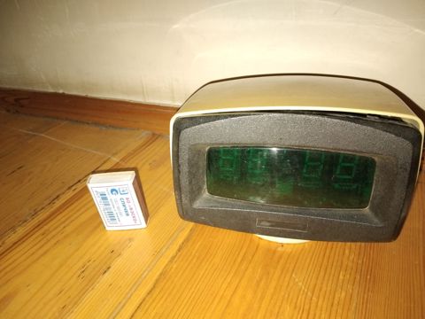Elektron saat — Bakı