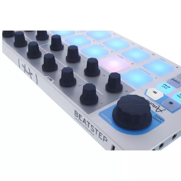 Kontroller Arturia BeatStep — Musiqiə alətləri, Bakı (3)