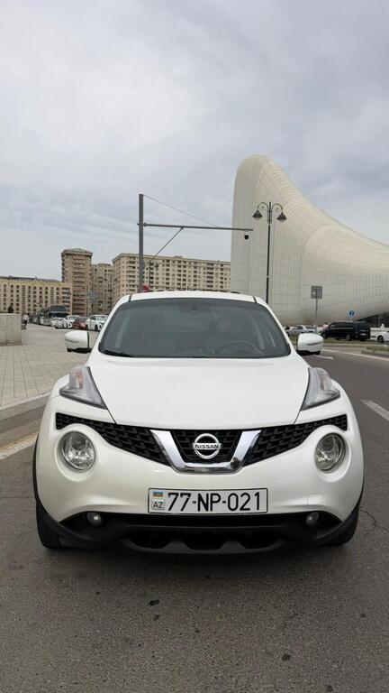 Nissan Juke, 1.6 L, 2015 il, 95 600 km — Bakı