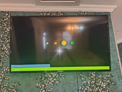 Nikai LED televizor + Smart TV Box Xüsusiyyətlər: - Ekran: geniş — Bakı
