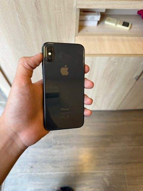 Apple iPhone XS Space Gray 256GB/4GB — Bakı