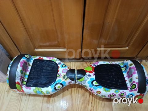 Rəngarəng dizayna malik 2 təkərli self-balansing hoverboard — Bakı