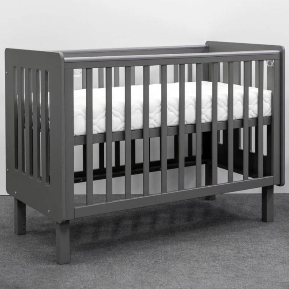 Beşik Antemi Mari Graphite — Uşaq otağı, Bakı (2)