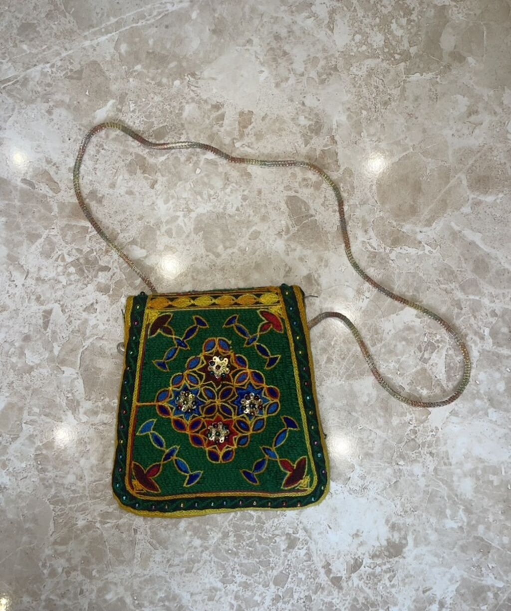 Əl işı çiyin çantası - Material: qalın parça/felt tipli əsas, əl ilə — Çantalar, Sumqayıt (2)