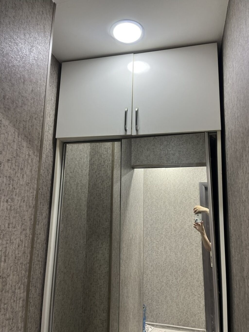 Güzgülü kupe dolab - Dar dəhliz və kiçik məkanlar üçün yığcam, divar — Mebel, Bakı (3)