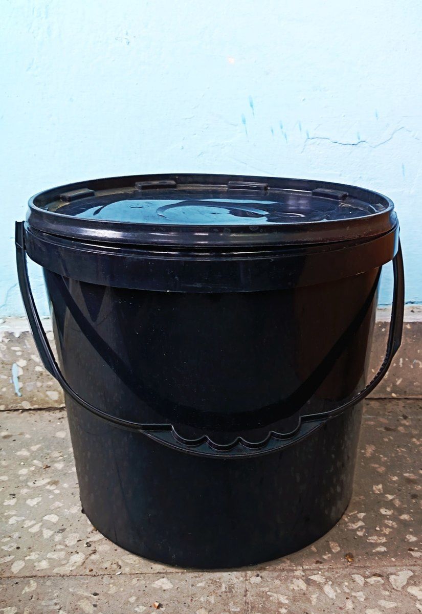 Plastik vedrə — Bişirmə qabları, Bakı (3)