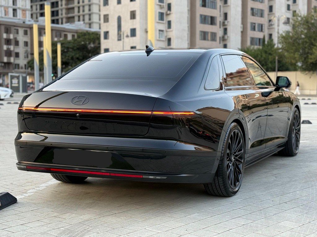 Hyundai Grandeur, 1.6 L, 1.49 kWh, 2025 il, 16 000 km — Avtomobillər, Bakı (5)