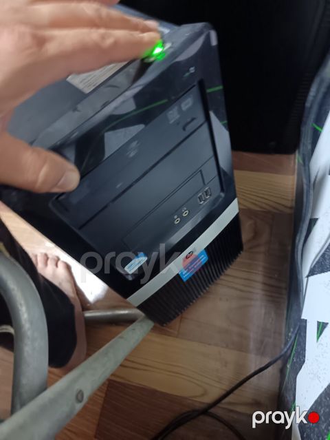 GPU: Nvidia GTX 550Ti CPU: İntel pentium RAM: 4Gb HDD: 500gb Plata HP