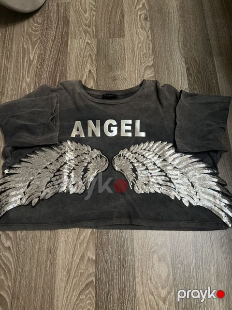Qısa qollu crop t-shirt - Rəng: tünd boz/qaralmış effektli - Ön